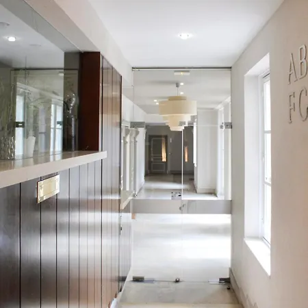 Pretty And Spacious Love Nest In The 3rd Appartement *