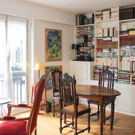 Appartement Pretty And Spacious Love Nest In The 3rd